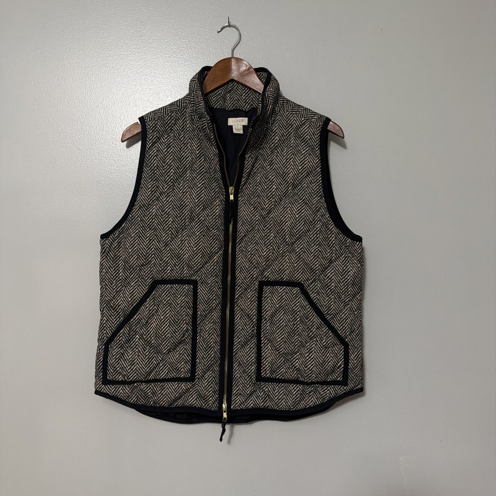 J. Crew Down Puffer Vest Women's L Black Tan Chevron Quilted Gold Zipper